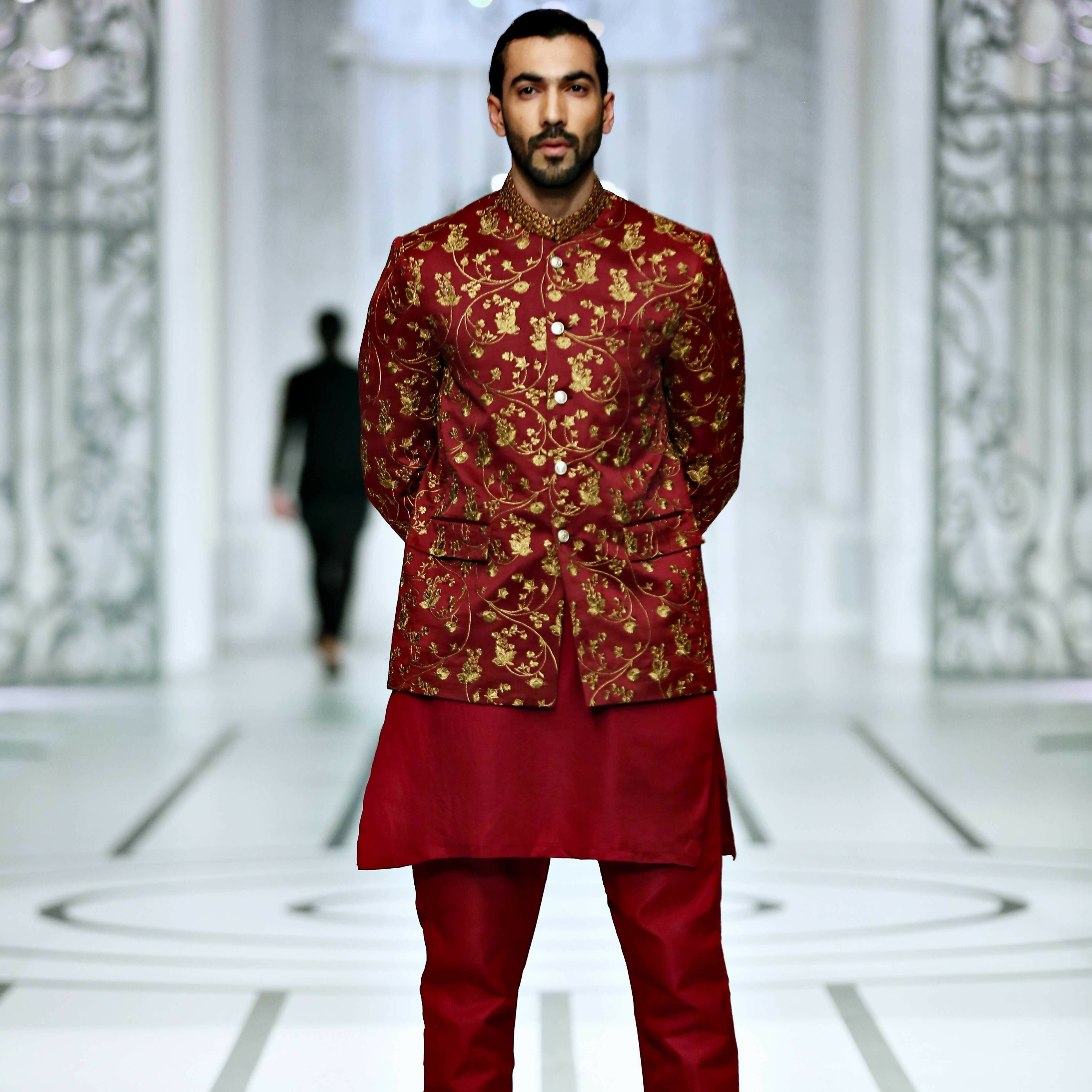 BCW PC 47 Maroon Copper Prince Coat