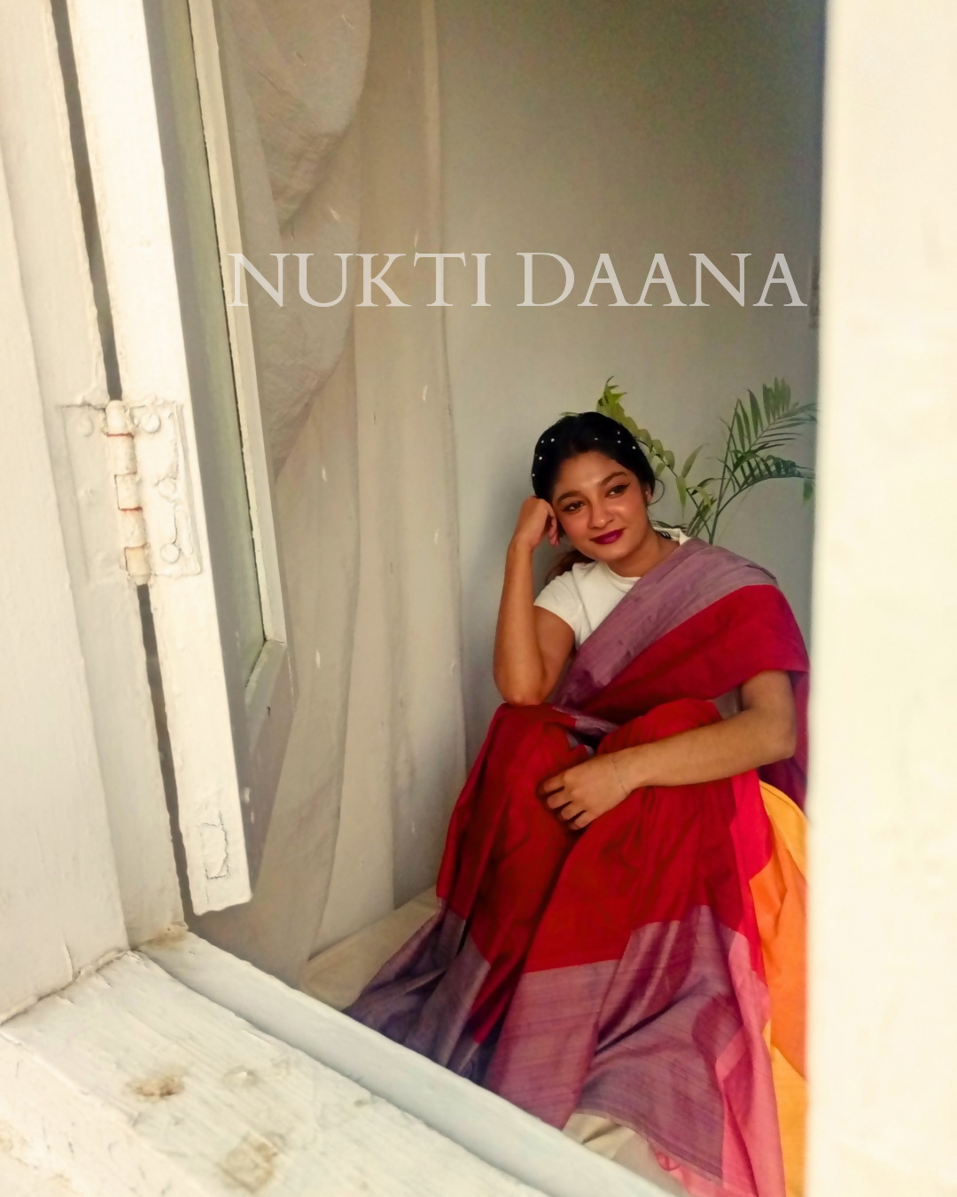 Crimson Marigold colourblock saree