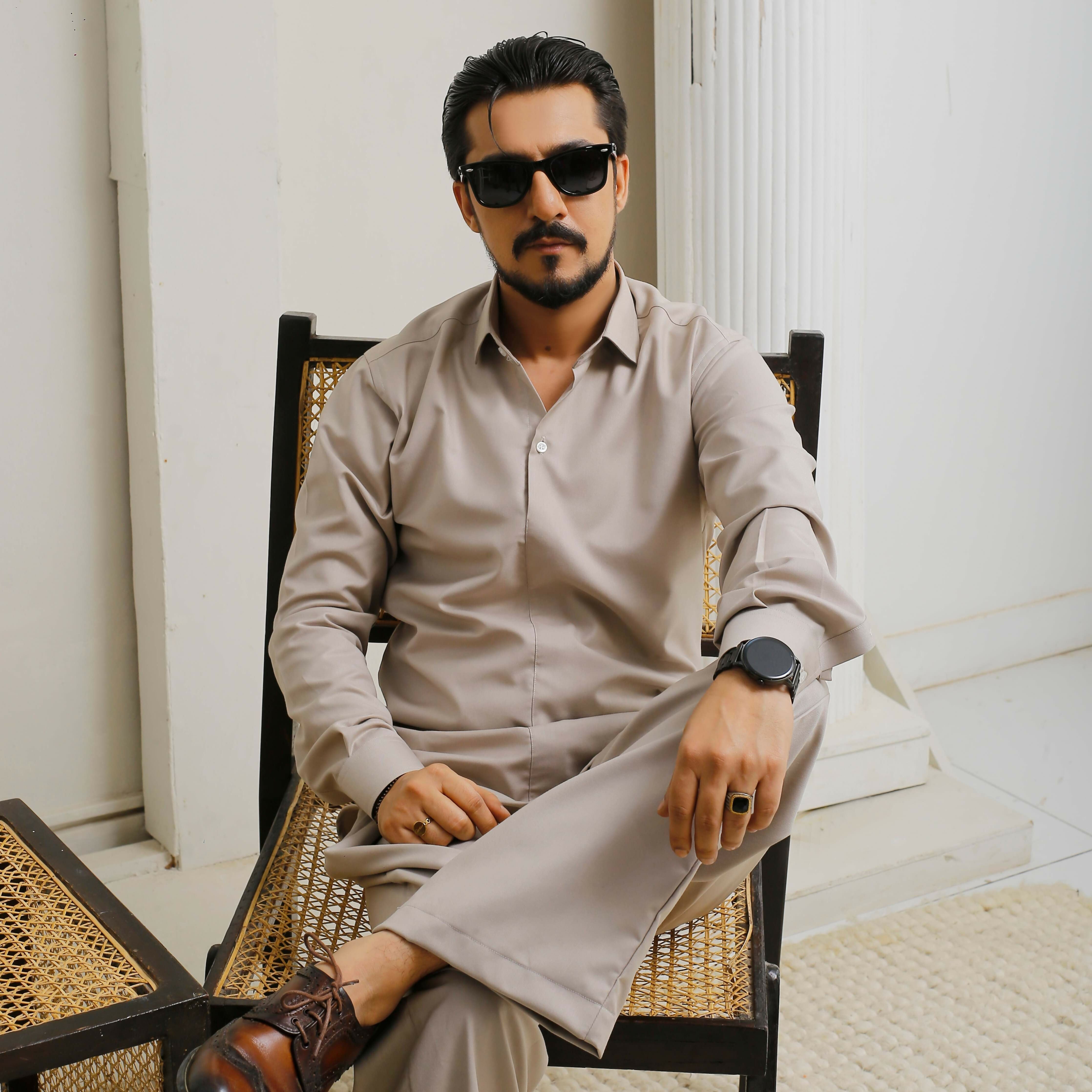 ER 804 Mid Beige Kurta Flap Cut Farshi