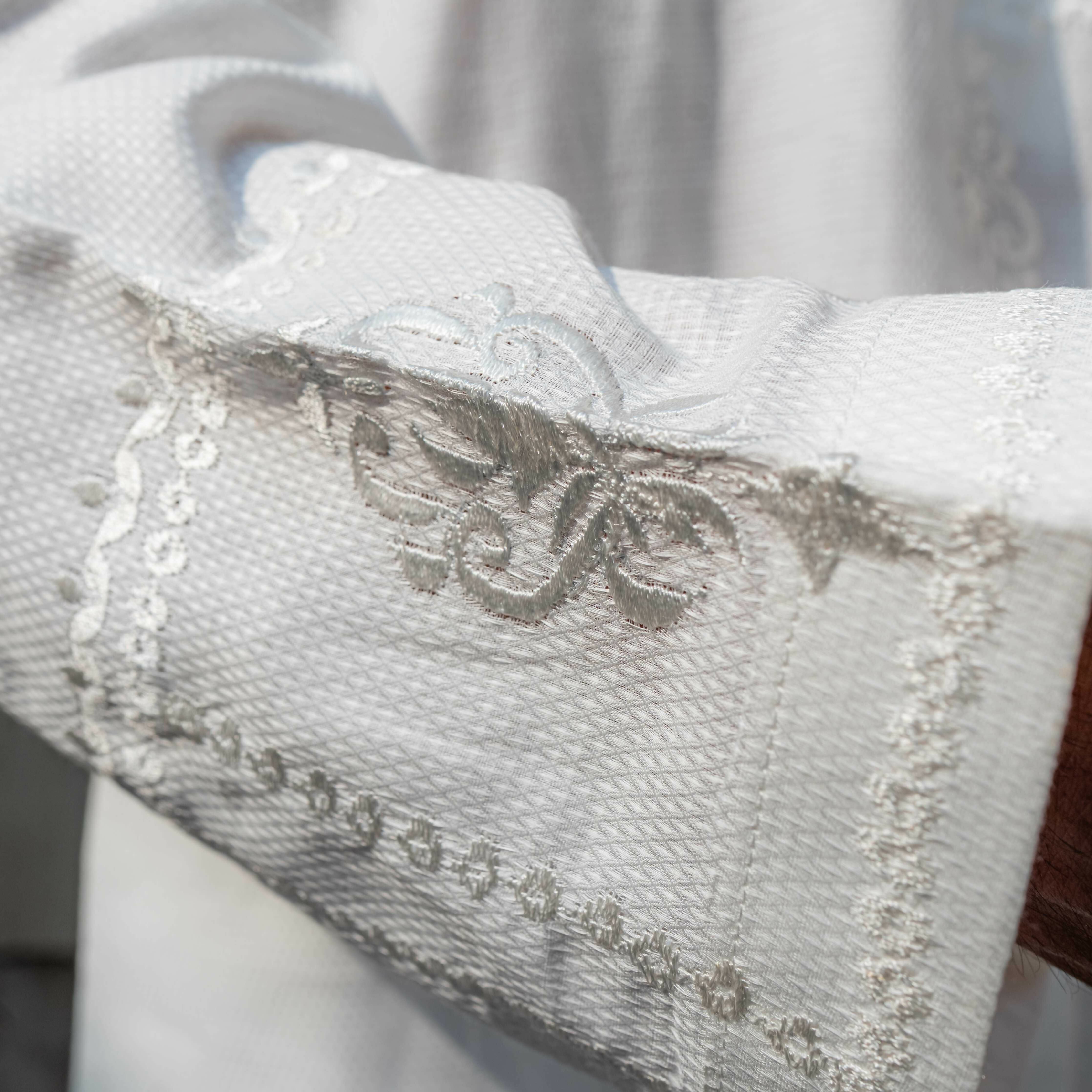 CK 752 White Embroidered Kurta With Farshi Shalwar