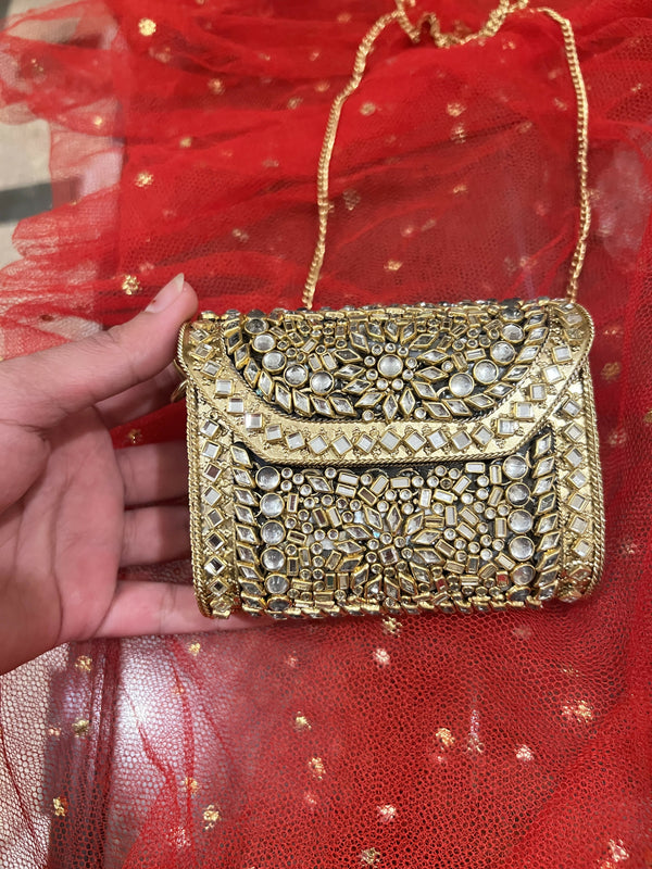 Kundan clutch