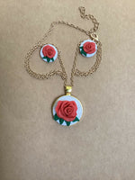 Rose- Pendant set
