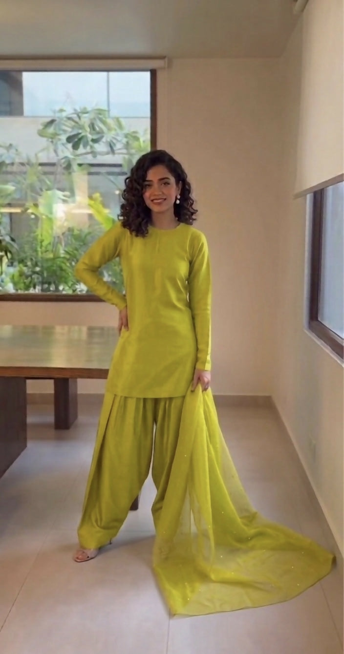 Nashra Dress 3pc