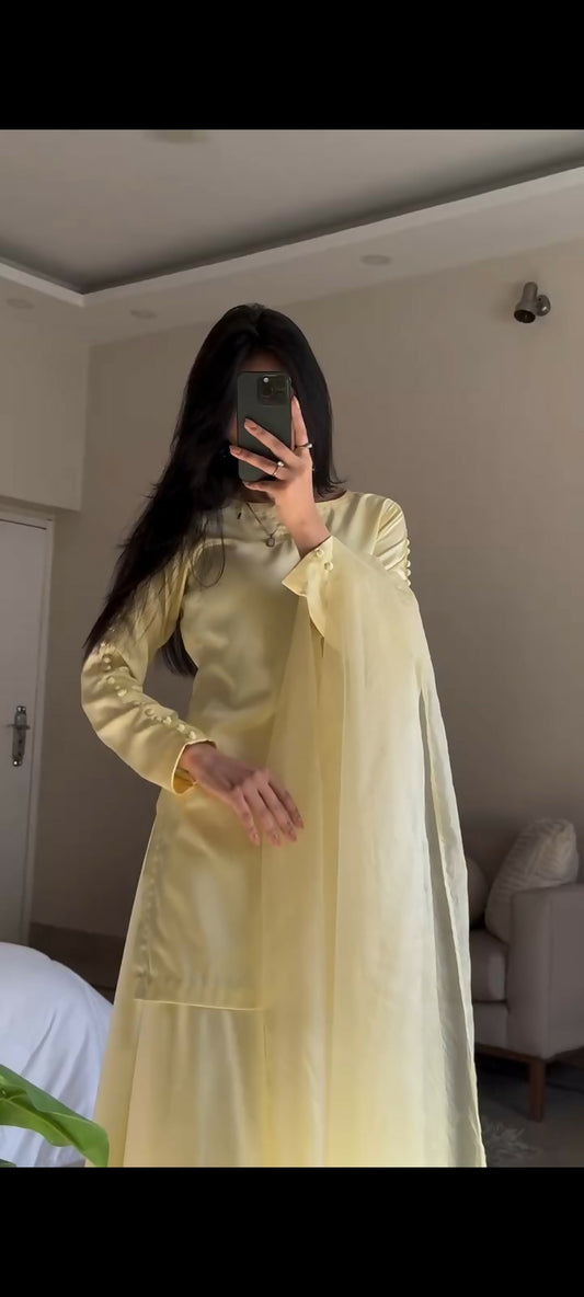 Yellow dress