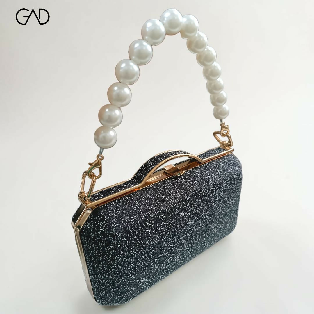 Elegant Glitter Clutch
