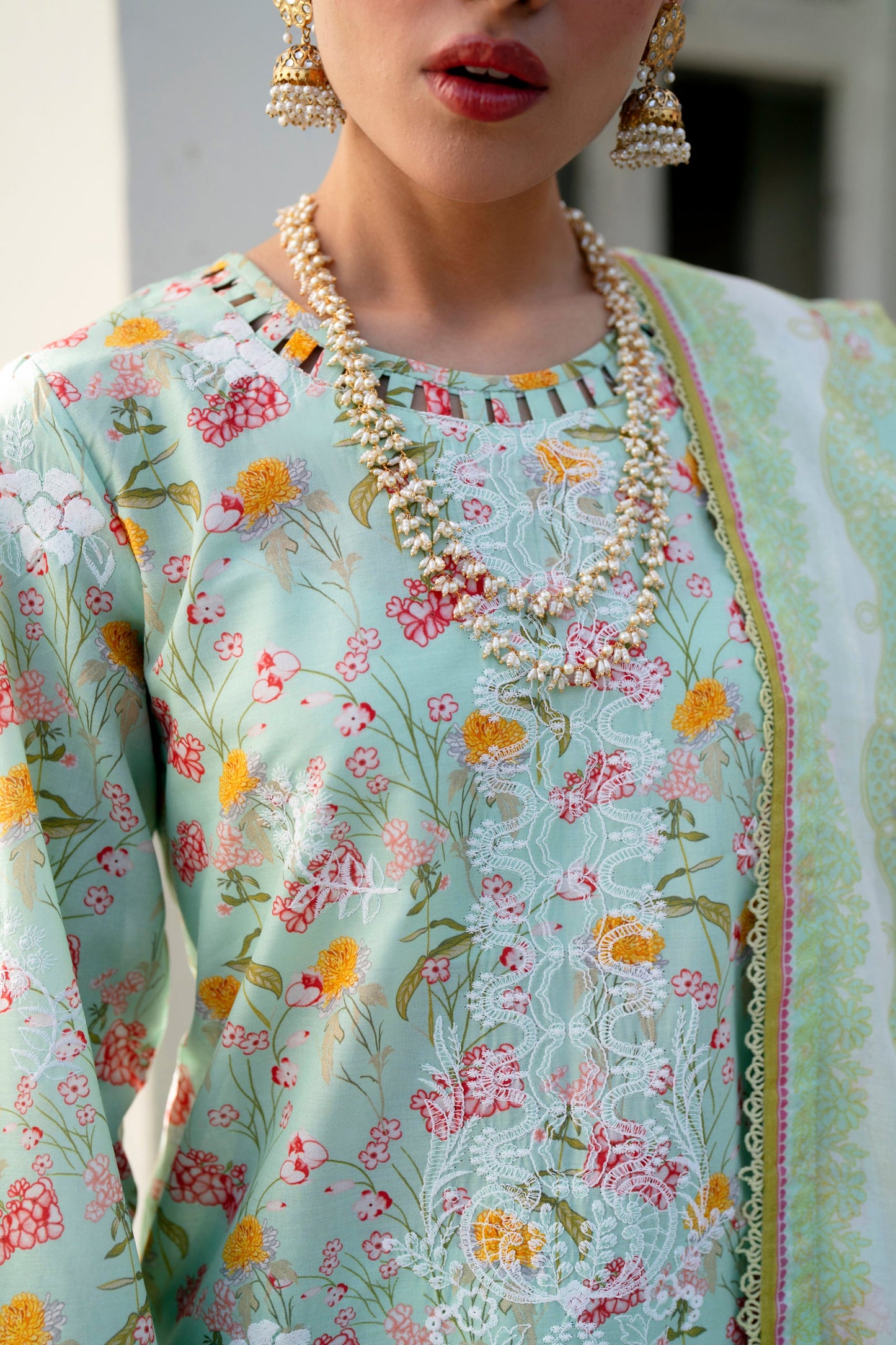 Cotton Lawn Digital Print Cotton Thread Embroidery