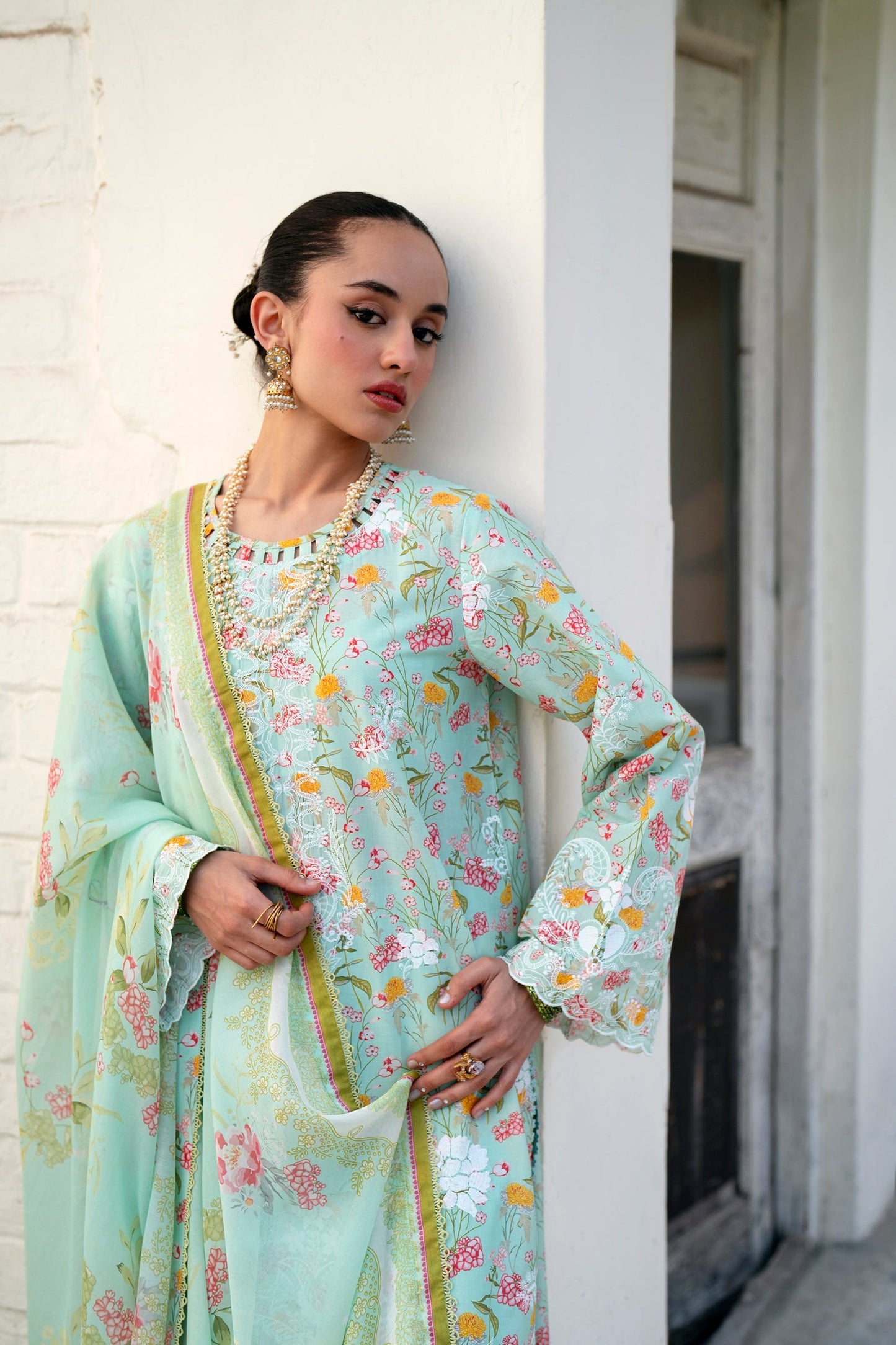 Cotton Lawn Digital Print Cotton Thread Embroidery