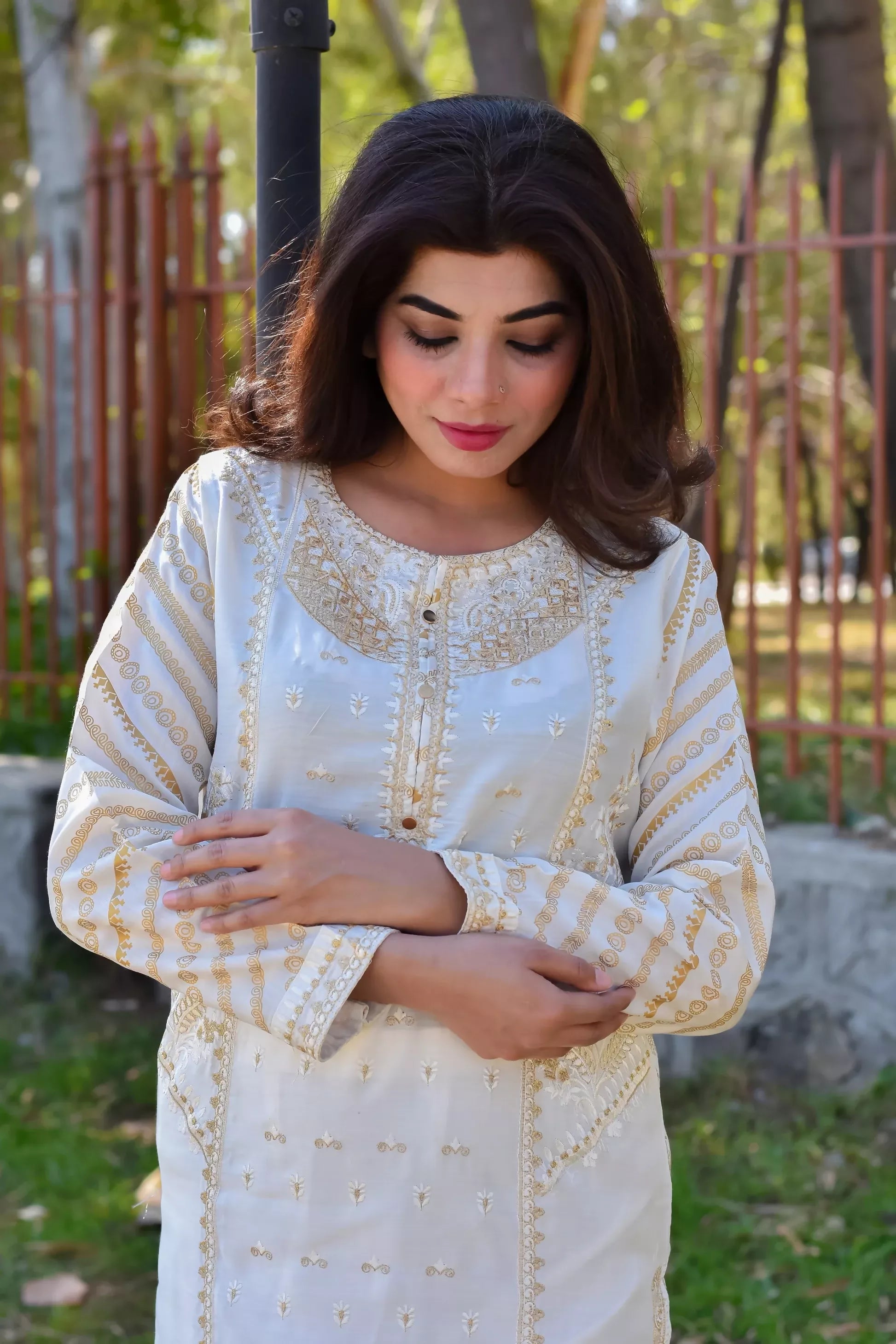 Blush Elegance White